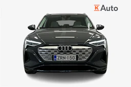 harmaa Audi Q8 e-tron 2024 kuva 5.