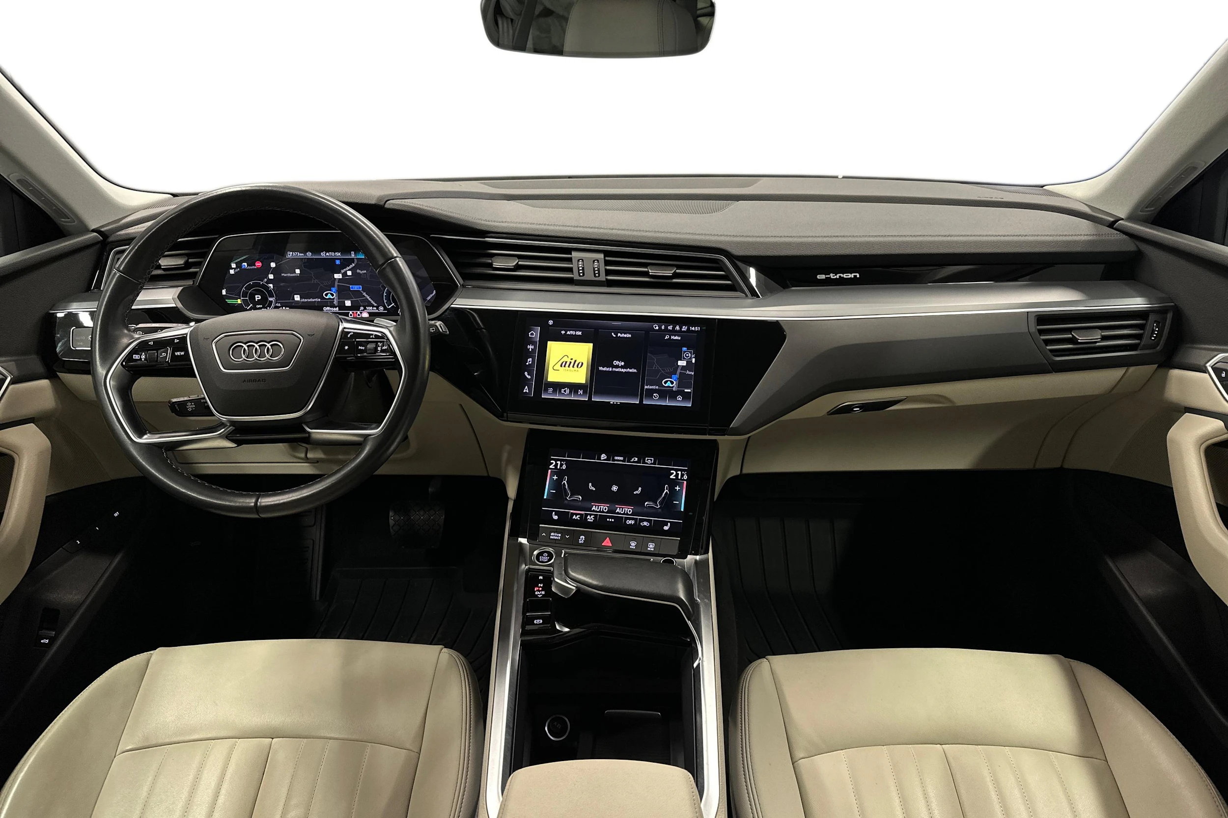 harmaa Audi Q8 e-tron 2024 kuva 9.