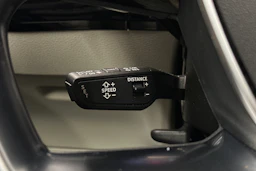 harmaa Audi Q8 e-tron 2024 kuva 24.