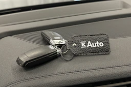 harmaa Audi Q8 e-tron 2024 kuva 35.