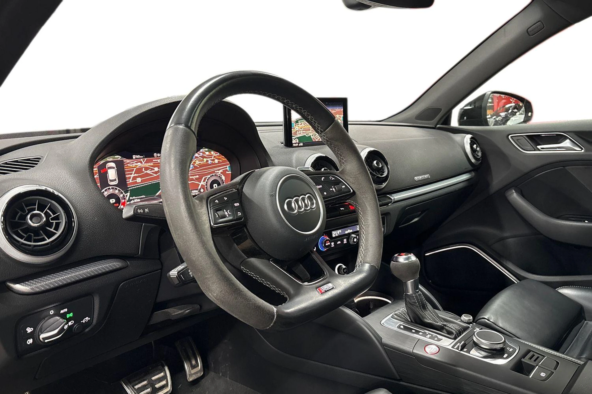 harmaa Audi RS 3 2018 kuva 3.
