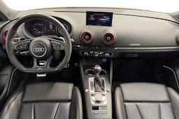valkoinen Audi RS 3 2018 kuva 7.