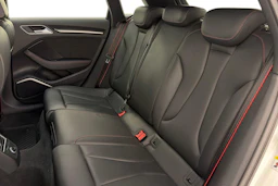 valkoinen Audi RS 3 2018 kuva 8.