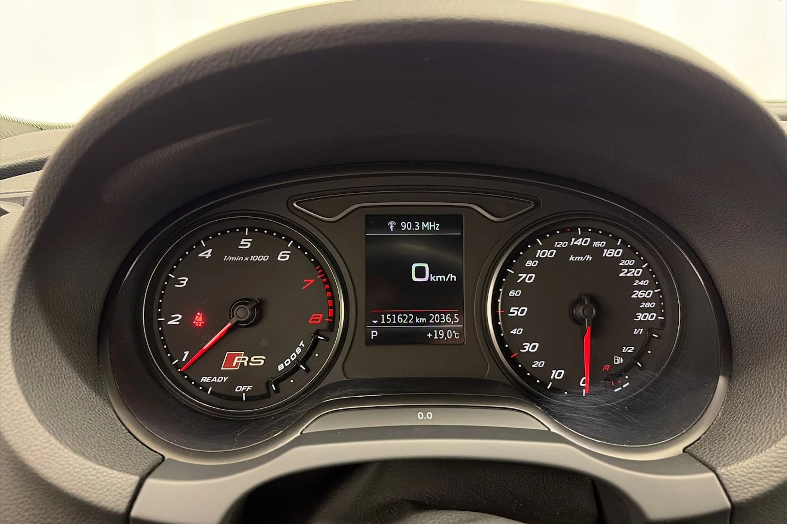 valkoinen Audi RS 3 2018 kuva 14.