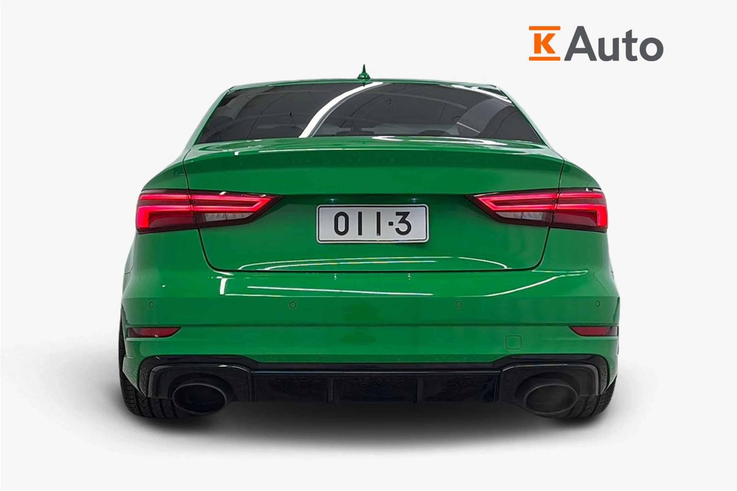 sininen Audi RS 3 2018 kuva 3.