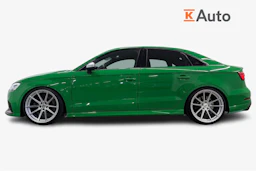 sininen Audi RS 3 2018 kuva 5.