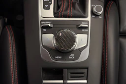 sininen Audi RS 3 2018 kuva 27.