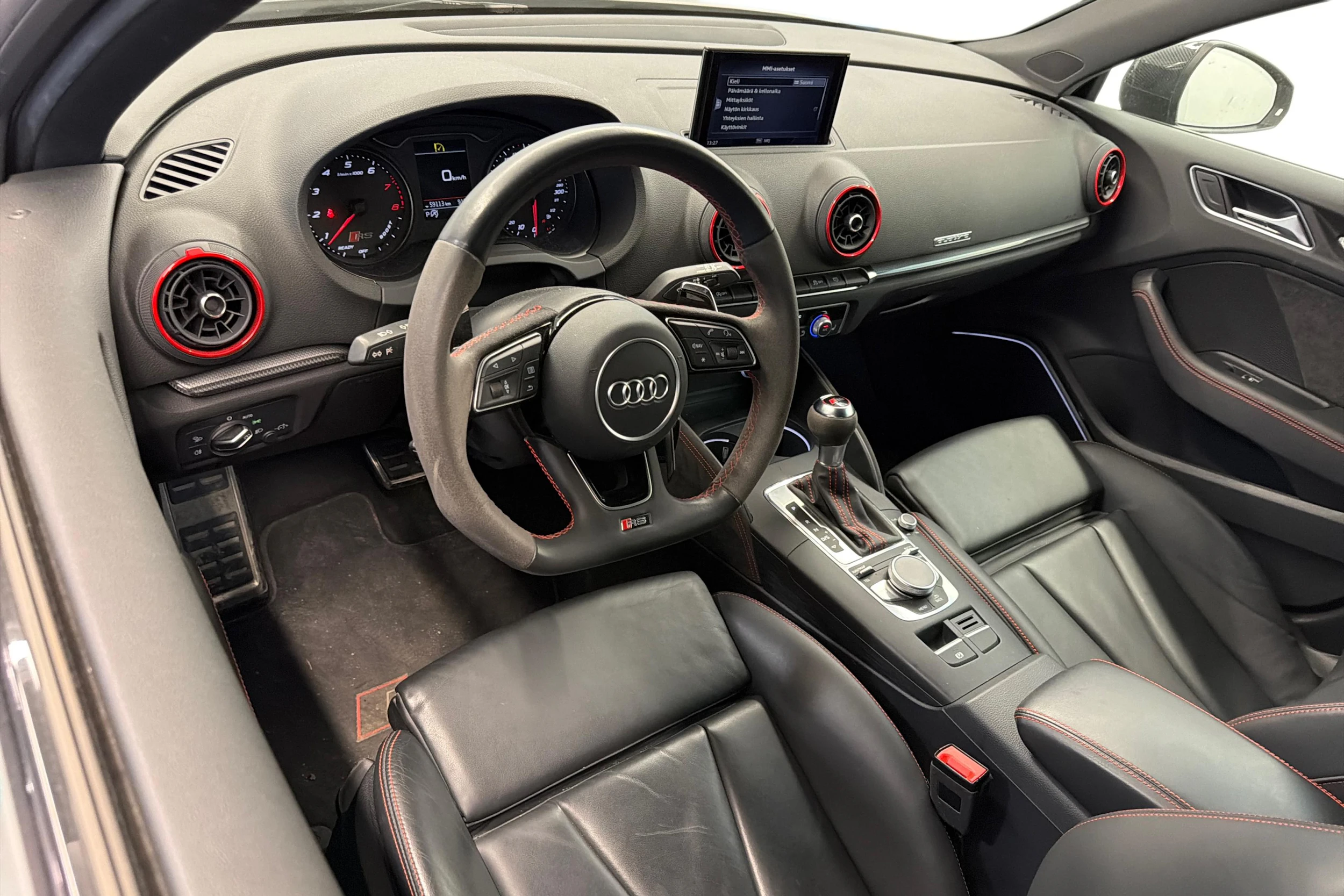 harmaa Audi RS 3 2020 kuva 3.