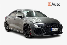 harmaa Audi RS 3 2022 kuva 1.