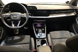 vihreä Audi RS 3 2024 kuva 9.