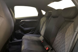 vihreä Audi RS 3 2024 kuva 10.