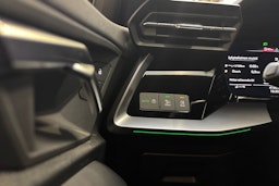 vihreä Audi RS 3 2024 kuva 18.