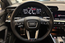 vihreä Audi RS 3 2024 kuva 19.