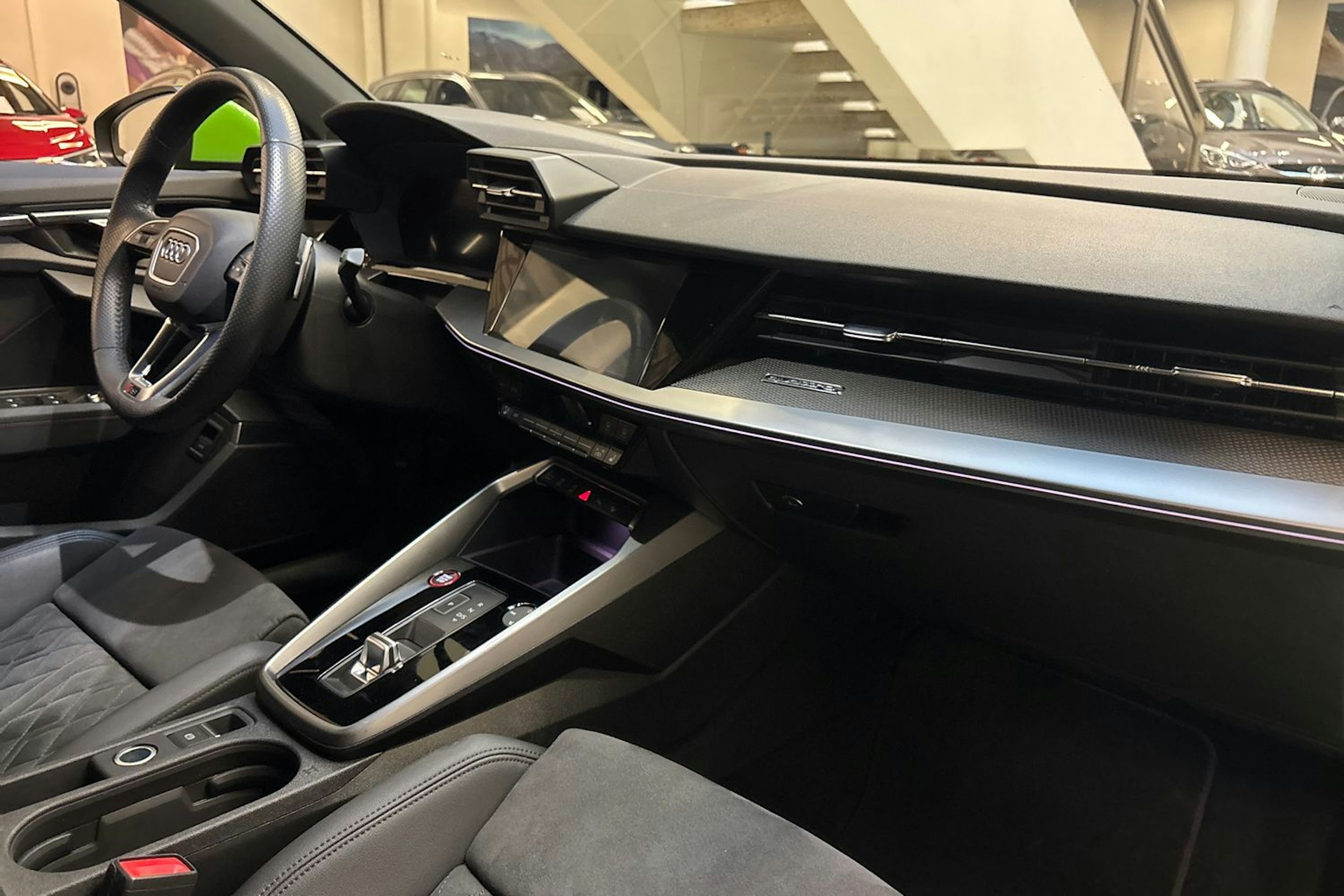 vihreä Audi RS 3 2024 kuva 27.