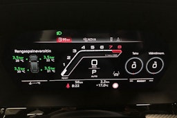 met. musta Audi RS 3 2025 kuva 11.