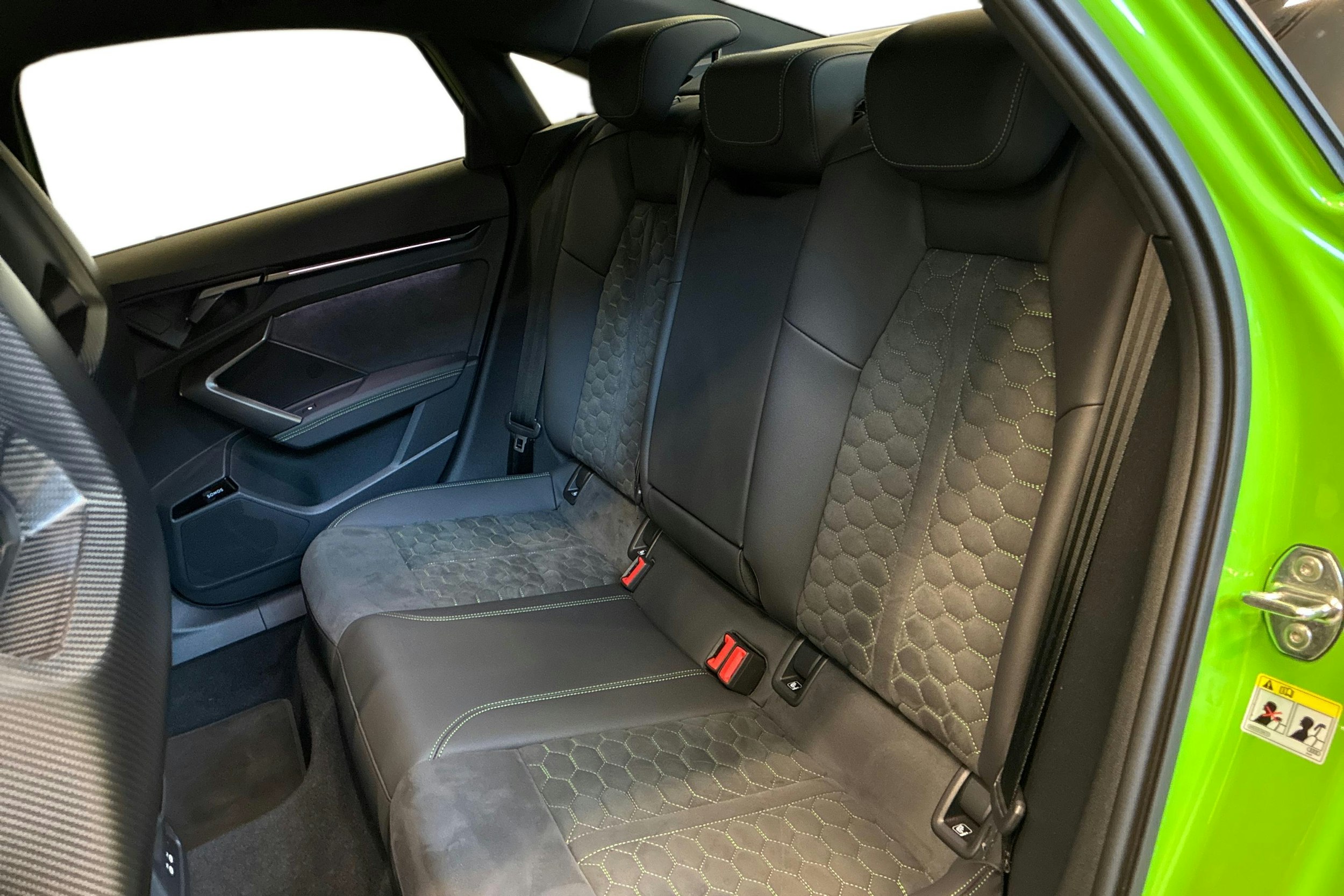 vihreä Audi RS 3 2025 kuva 8.