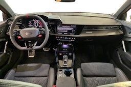 punainen Audi RS 3 2025 kuva 7.