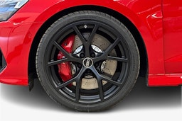 punainen Audi RS 3 2025 kuva 9.