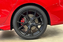 punainen Audi RS 3 2025 kuva 10.