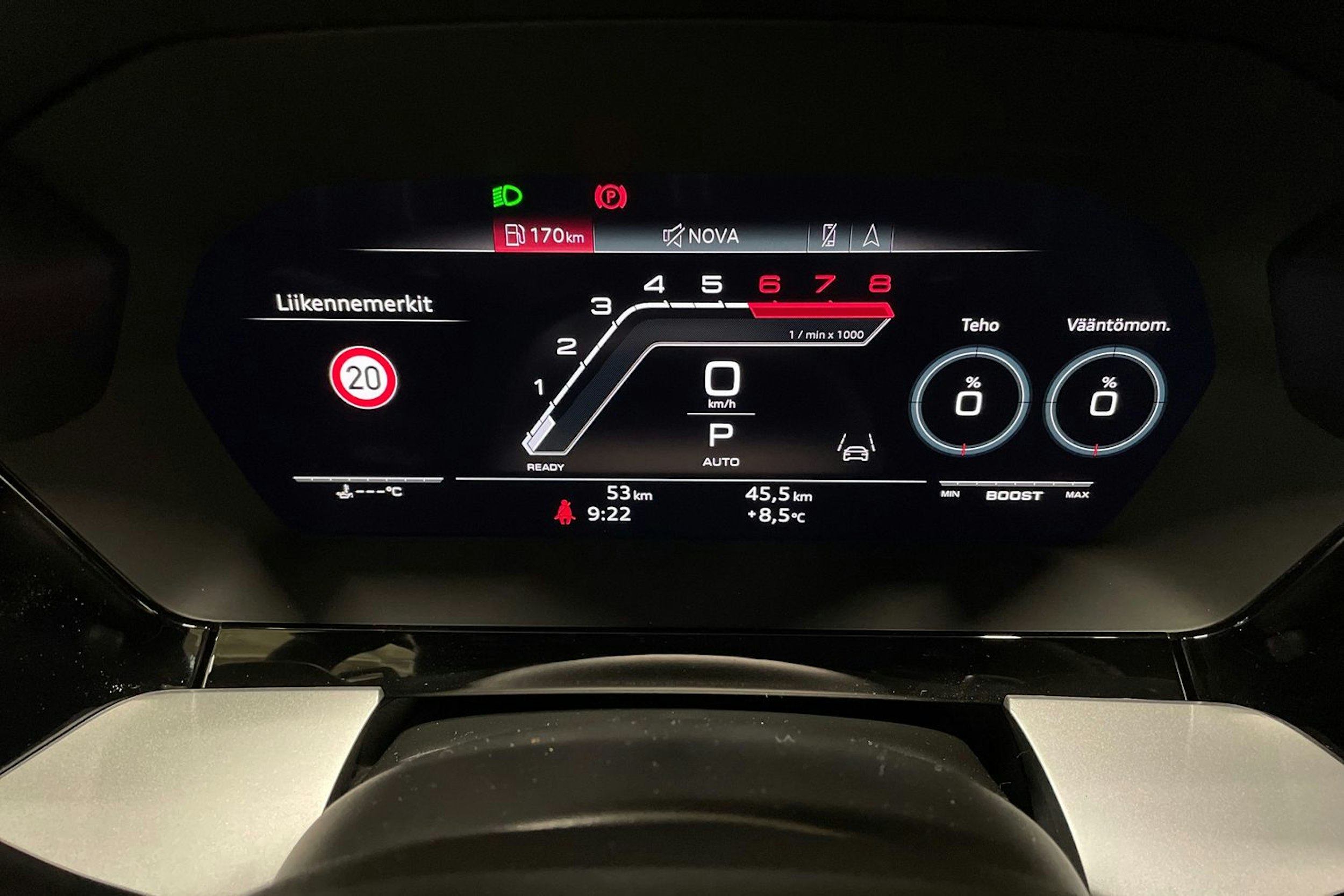 harmaa Audi RS 3 2025 kuva 17.