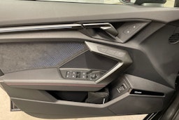 harmaa Audi RS 3 2025 kuva 18.