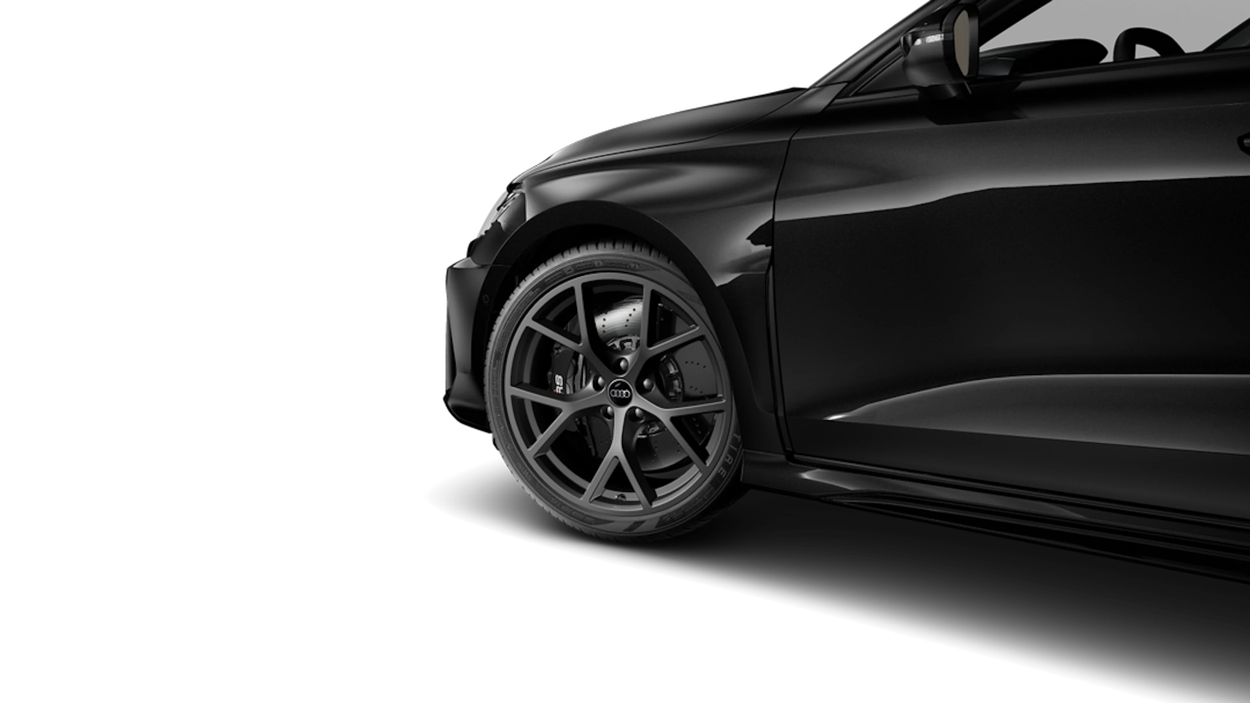 Mythos-musta, metalliväri Audi RS 3 2026 kuva 10.