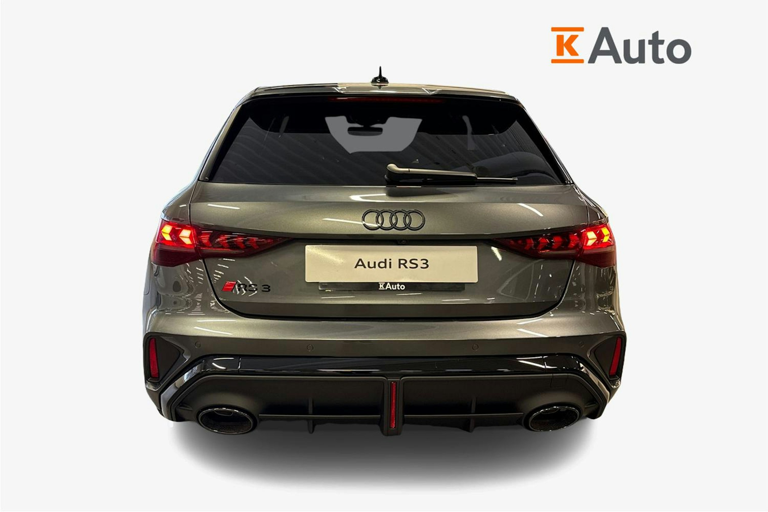 met. harmaa Audi RS 3 2026 kuva 4.