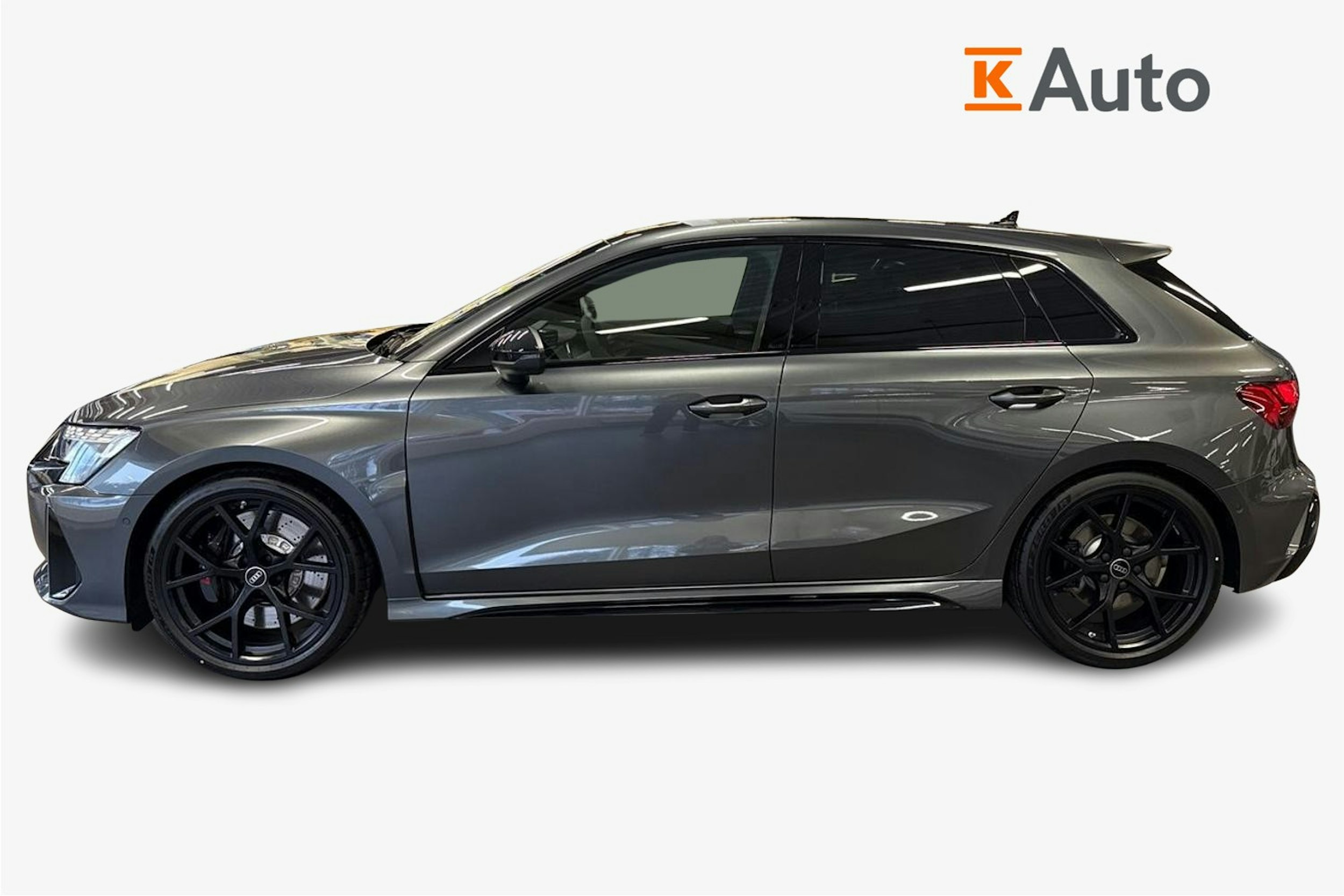 met. harmaa Audi RS 3 2026 kuva 5.