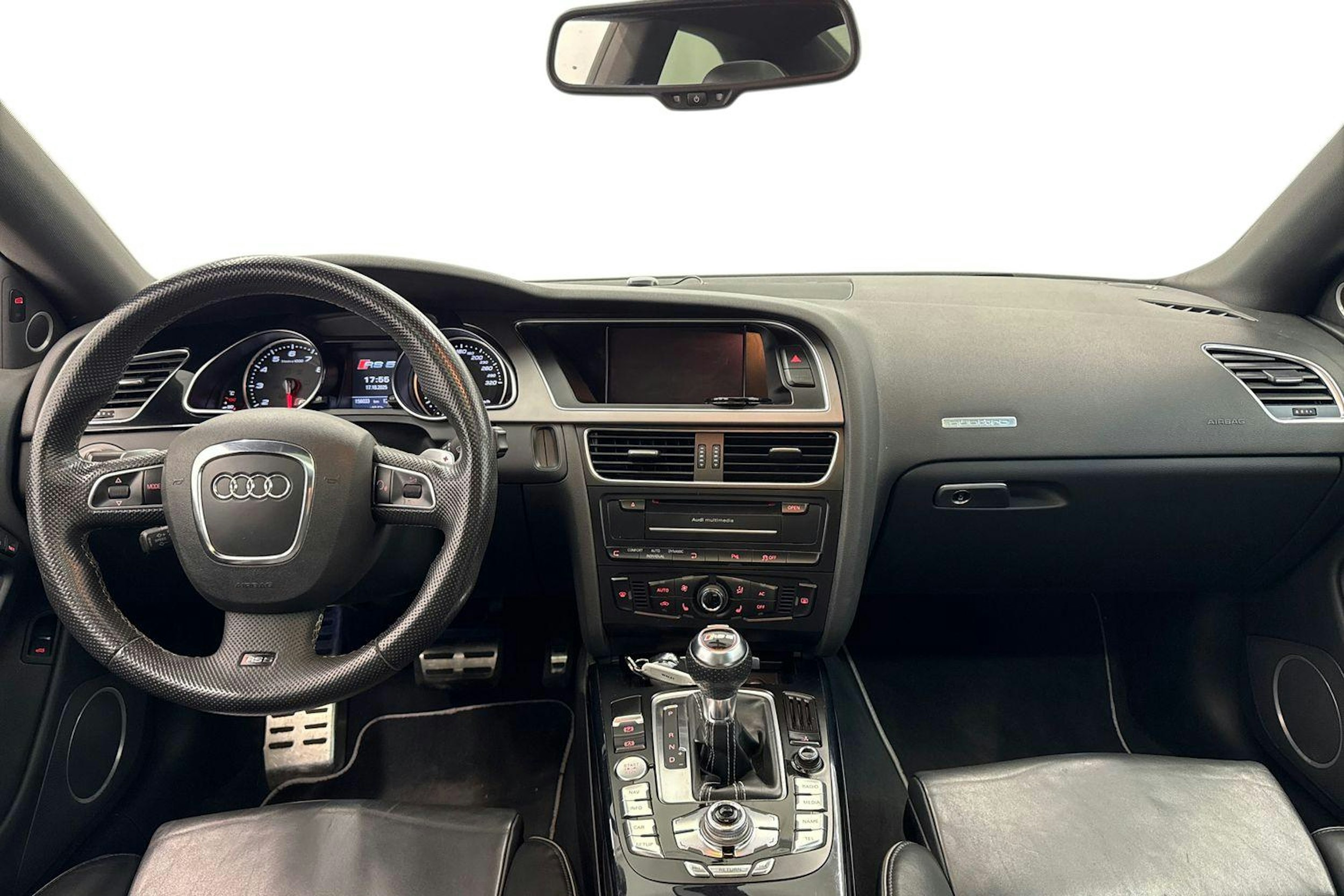 violetti Audi RS5 2011 kuva 10.