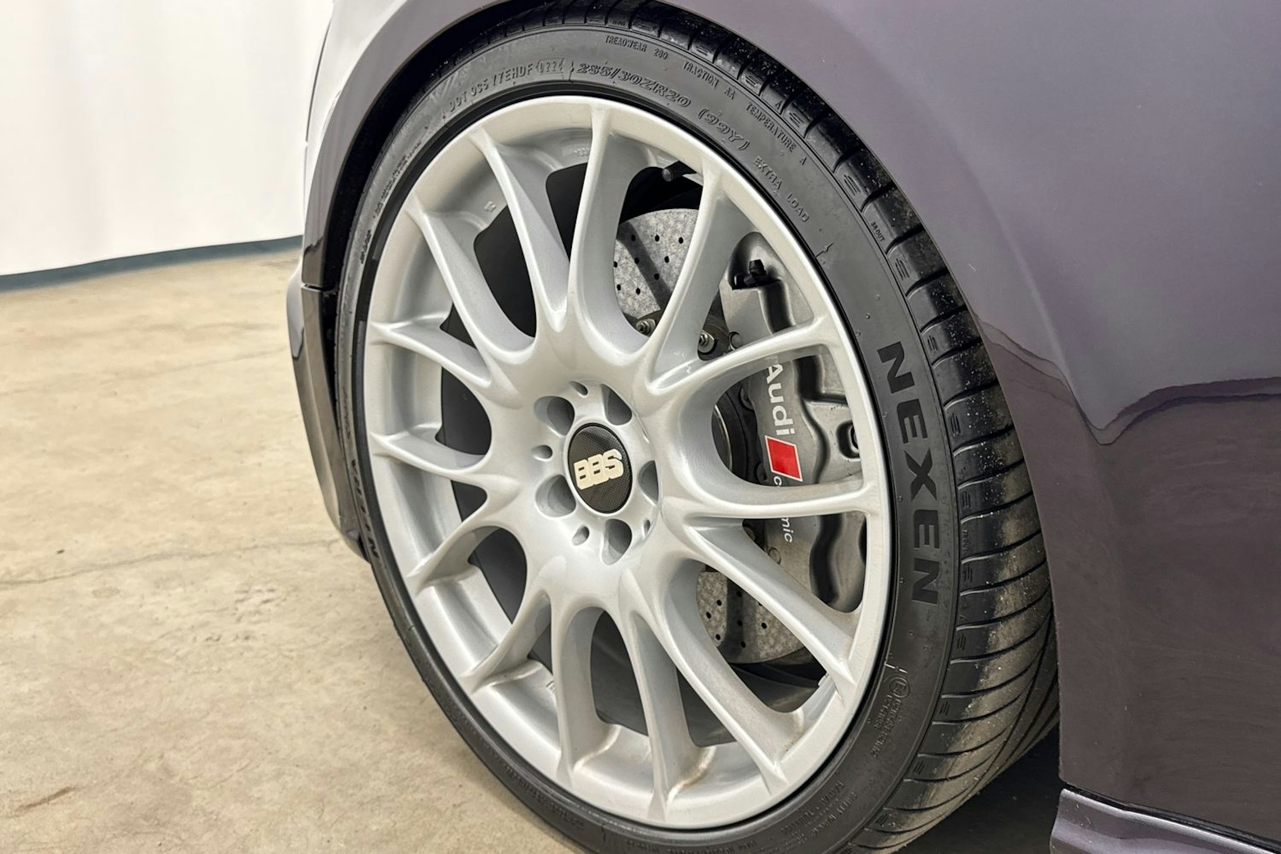violetti Audi RS5 2011 kuva 11.