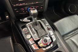 violetti Audi RS5 2011 kuva 26.