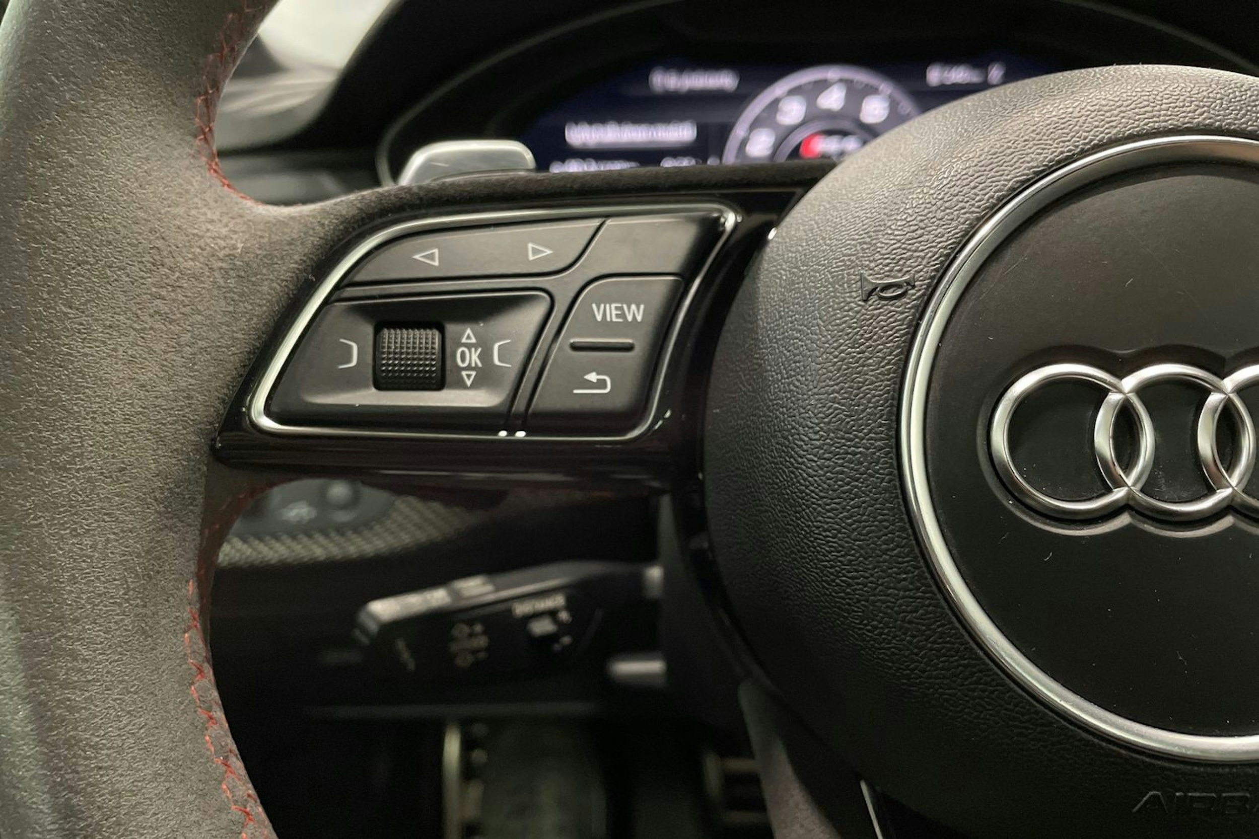 Sininen Audi RS5 2018 kuva 25.