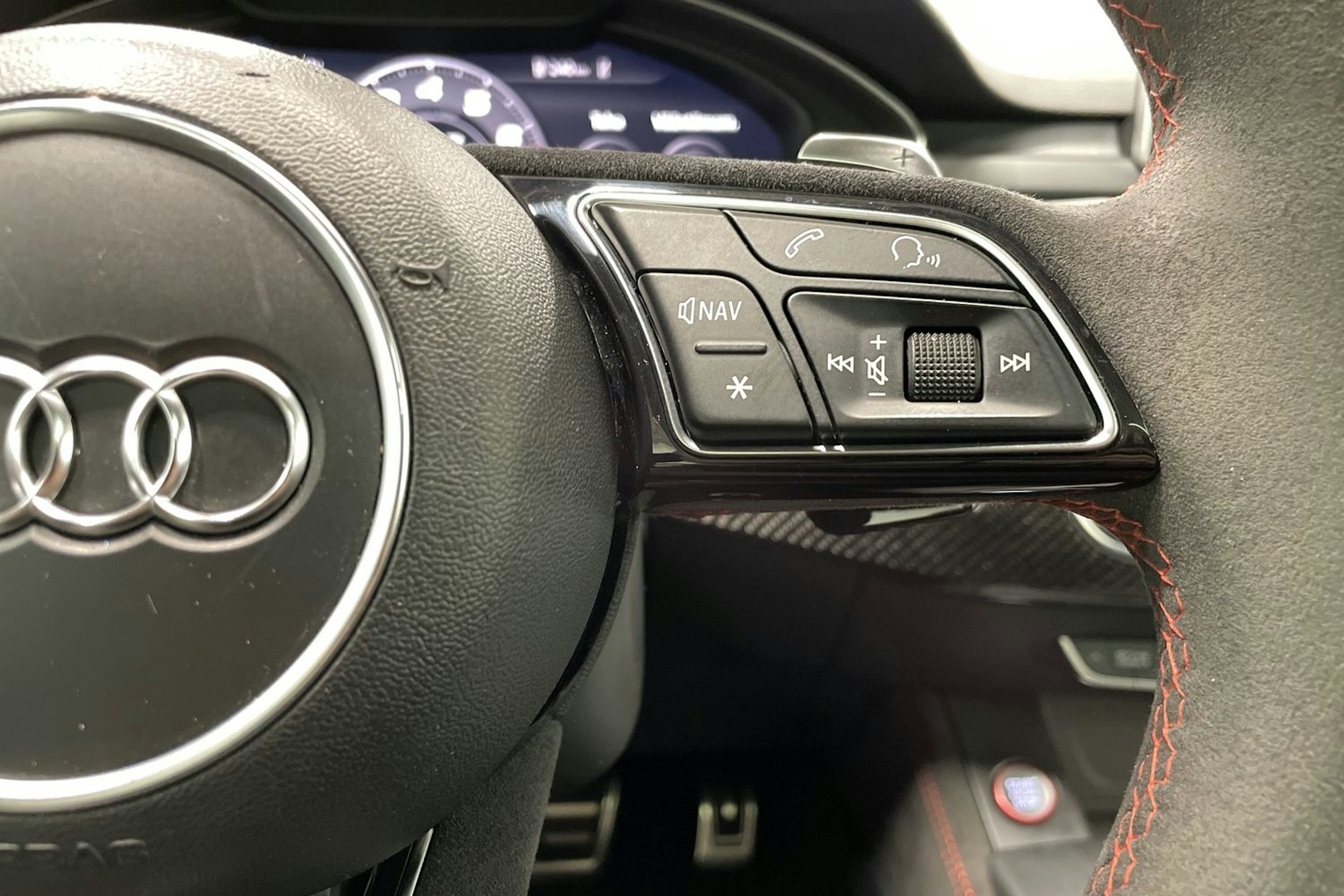 Sininen Audi RS5 2018 kuva 26.