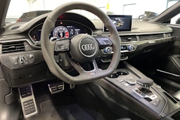 Sininen Audi RS5 2018 kuva 32.