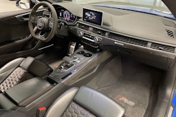Sininen Audi RS5 2018 kuva 34.