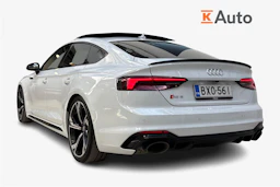 valkoinen Audi RS5 2019 kuva 3.