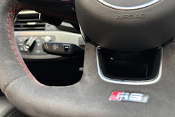 valkoinen Audi RS5 2019 kuva 22.