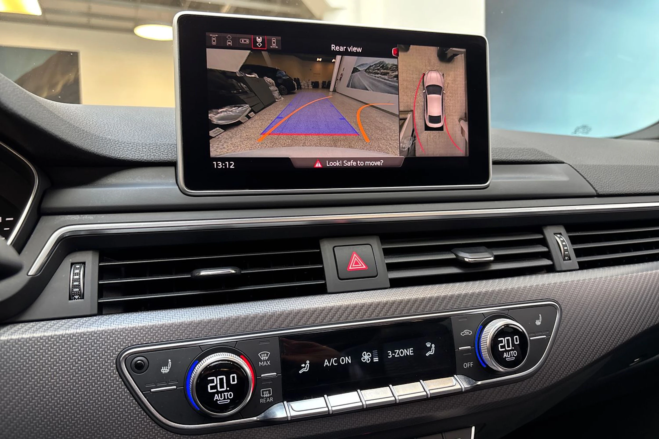 valkoinen Audi RS5 2019 kuva 25.
