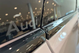 valkoinen Audi RS5 2026 kuva 12.