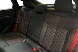 met. punainen Audi RS5 2026 kuva 8.