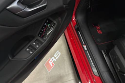 met. punainen Audi RS5 2026 kuva 15.