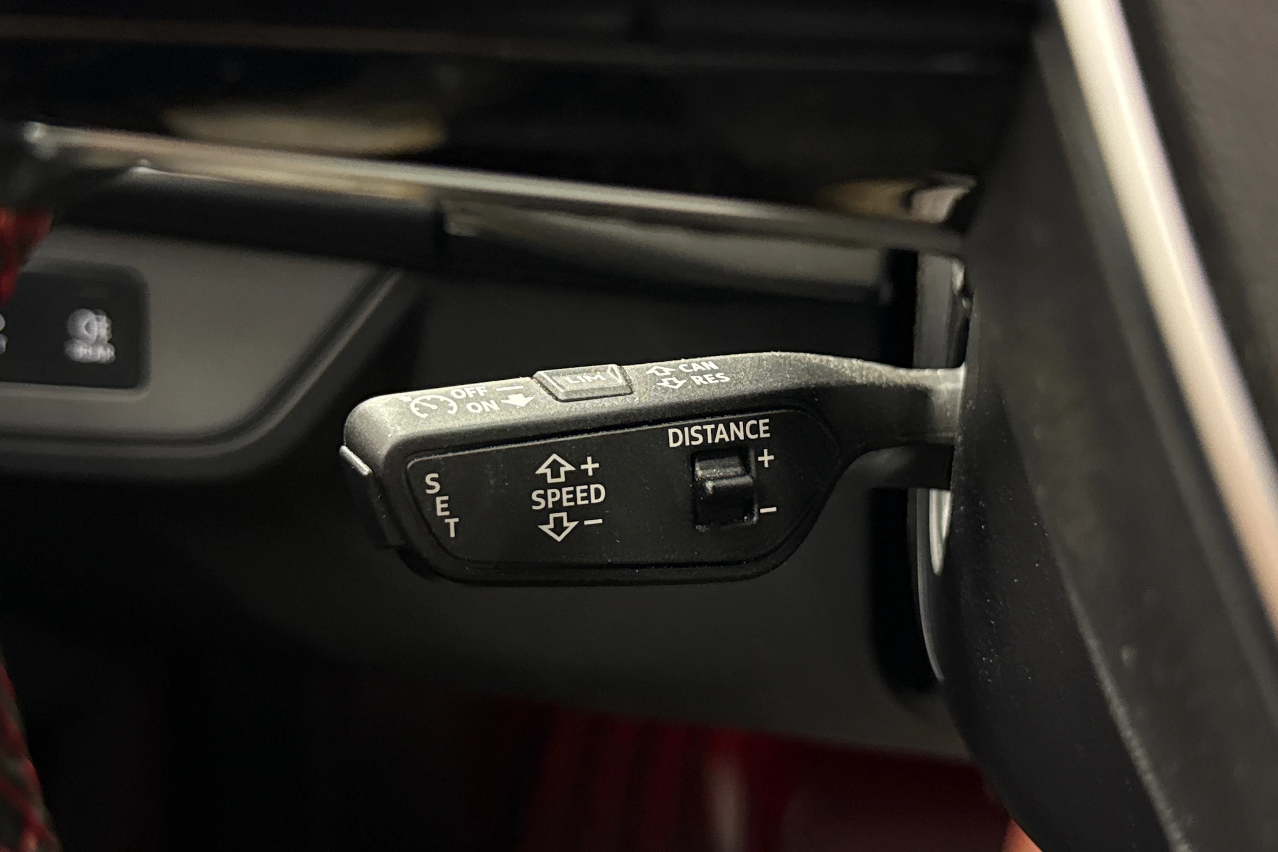 musta Audi RS e-tron 2022 kuva 19.