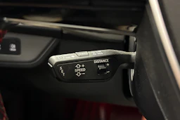 musta Audi RS e-tron 2022 kuva 19.
