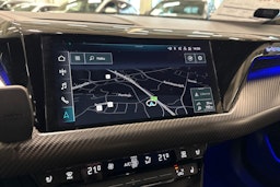 valkoinen Audi RS e-tron GT 2022 kuva 26.