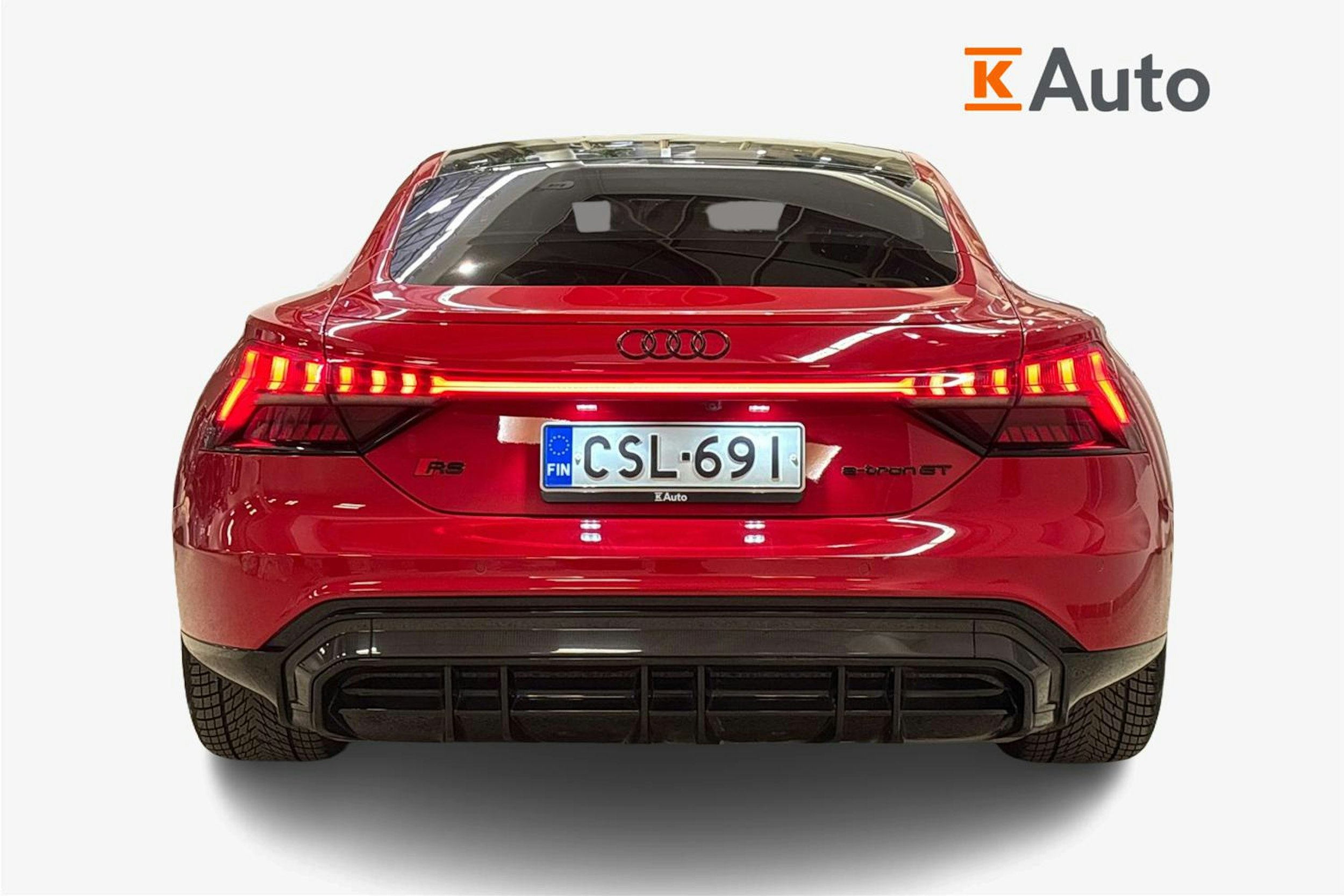 punainen Audi RS e-tron GT 2022 kuva 3.