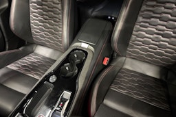 punainen Audi RS e-tron GT 2022 kuva 29.