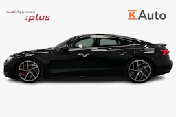 musta Audi RS e-tron GT 2022 kuva 5.