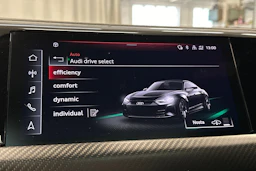 musta Audi RS e-tron GT 2022 kuva 27.