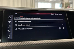 musta Audi RS e-tron GT 2022 kuva 30.
