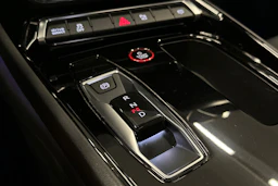 musta Audi RS e-tron GT 2022 kuva 34.